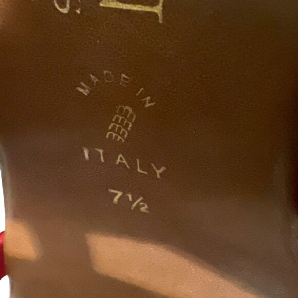 Italian Shoemakers Women's Red Wedge One Stretch and Two Faux Patent Straps 7.5 - Picture 7 of 7